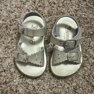 Footmates Ariel Sandal, soft gold, size 3